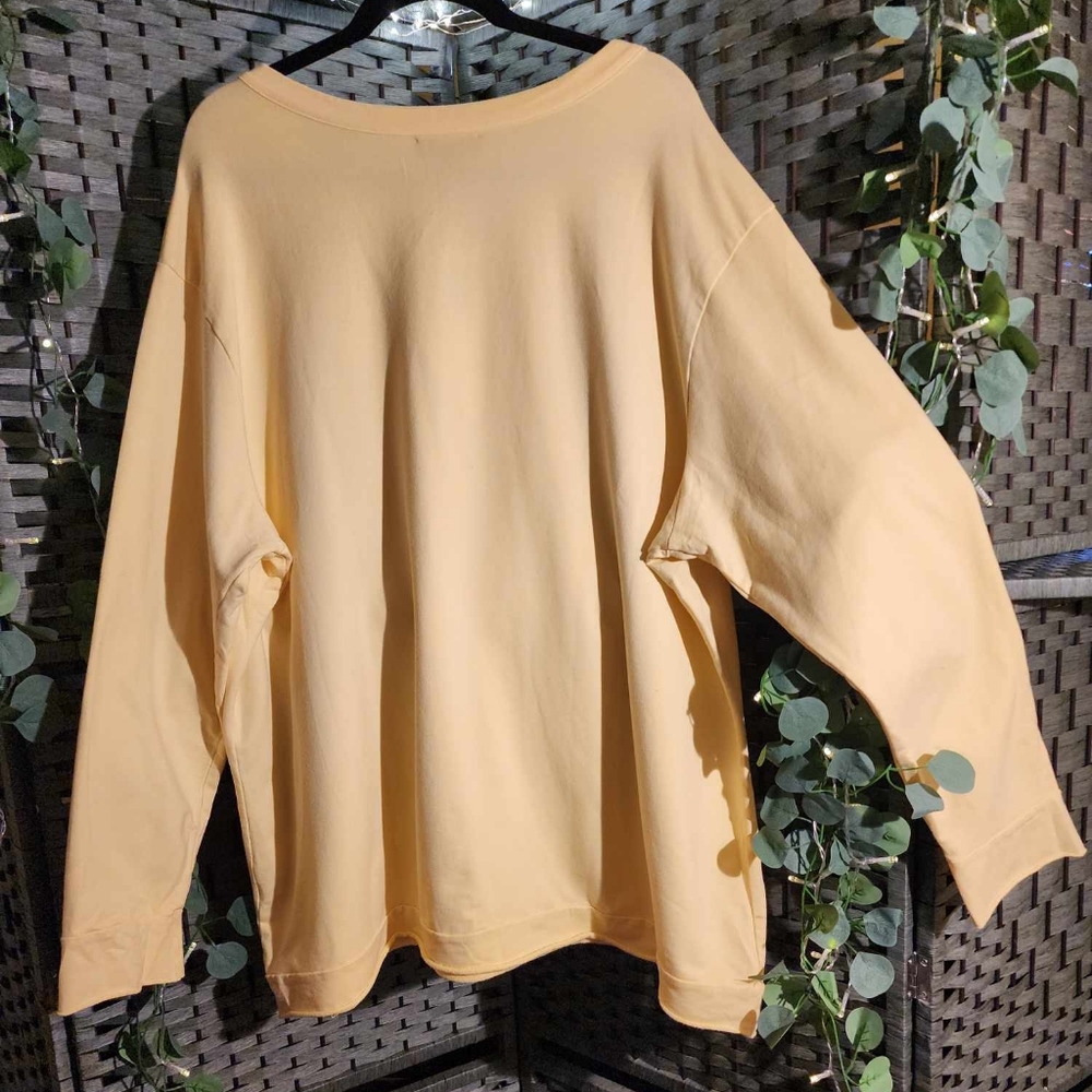 Lane Bryant french terry sweatshirt size 26/28 NWOT in buttery yellow. - Picture 4 of 7